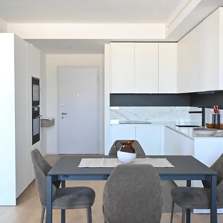 Se307 - Senigallia, Elegante Bilocale Con Loggia Esterna E Posto Auto Apartment