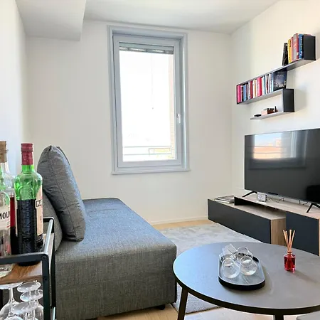 Se307 - Senigallia, Elegante Bilocale Con Loggia Esterna E Posto Auto Appartamento *